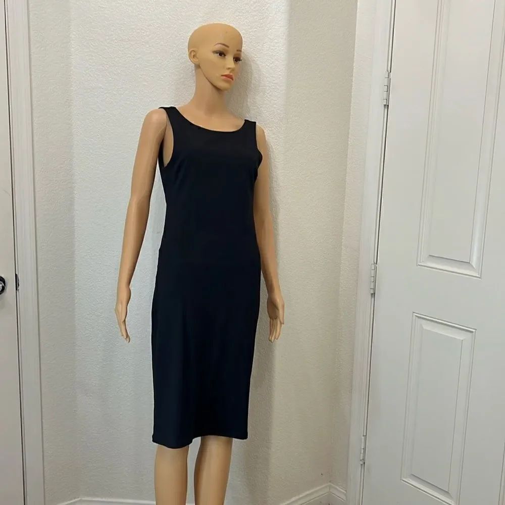Bebe Woman’s Black Dress Size Large Scoop Neck Sleeveless Cut Out Midi USA